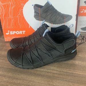 NWT Womens JSport Sprint Athletic Shoe Black and Light Blue